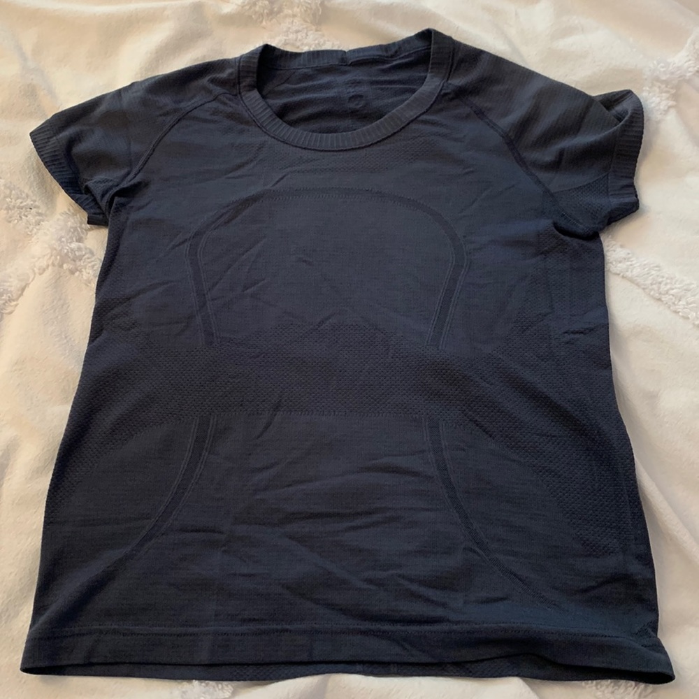 Lululemon navy swiftly tech